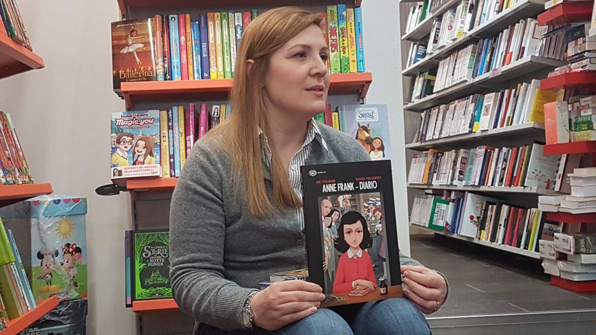 Angelica Furnari: «Io libraia per passione vi dico perché leggere è un viaggio lungo una vita»